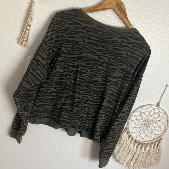 long sleeve top - Picture 4 of 4